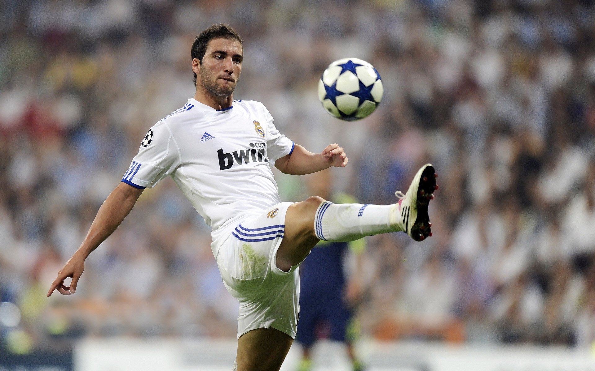 英超球队动态体能管理提升比赛中体力分配,英超球员体能